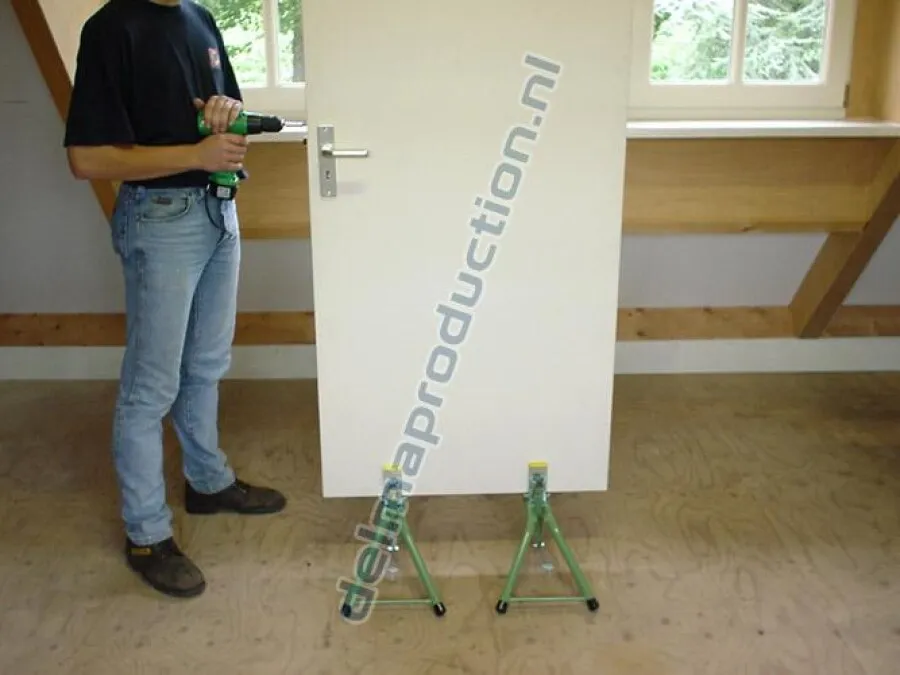 Delma deurklem/bok - automatisch vastklemmen - voetpedaal - max 90 mm
