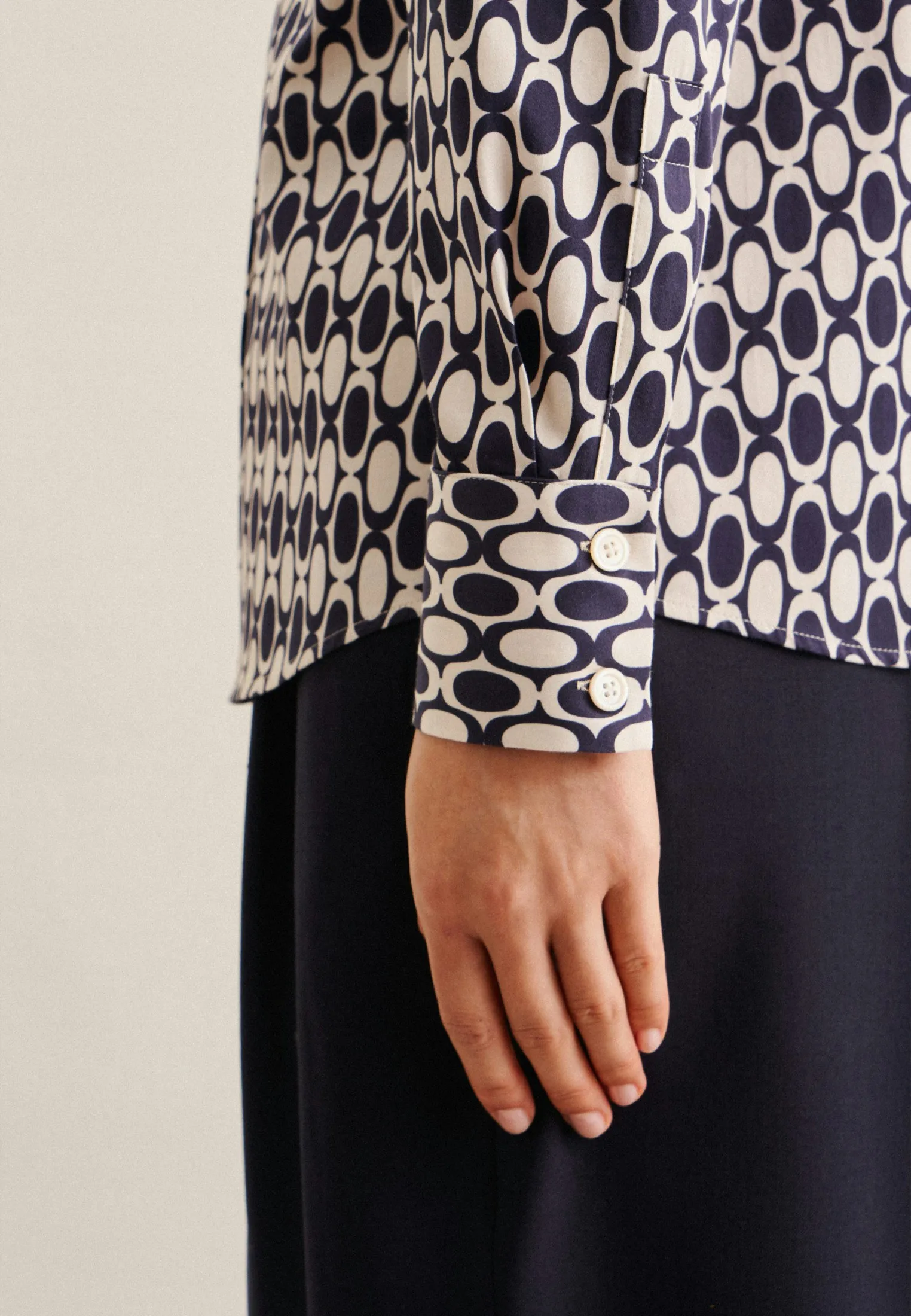 lange Arm Satin Shirtblouse