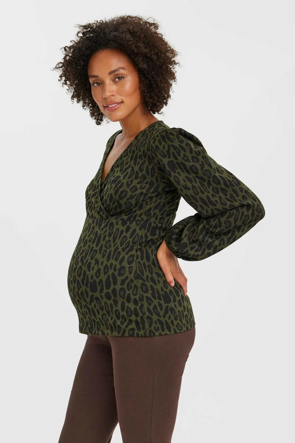 MLJOA LS JAQUARD JRS TOP 2F. 20018050 OLIVE GREEN/LEO